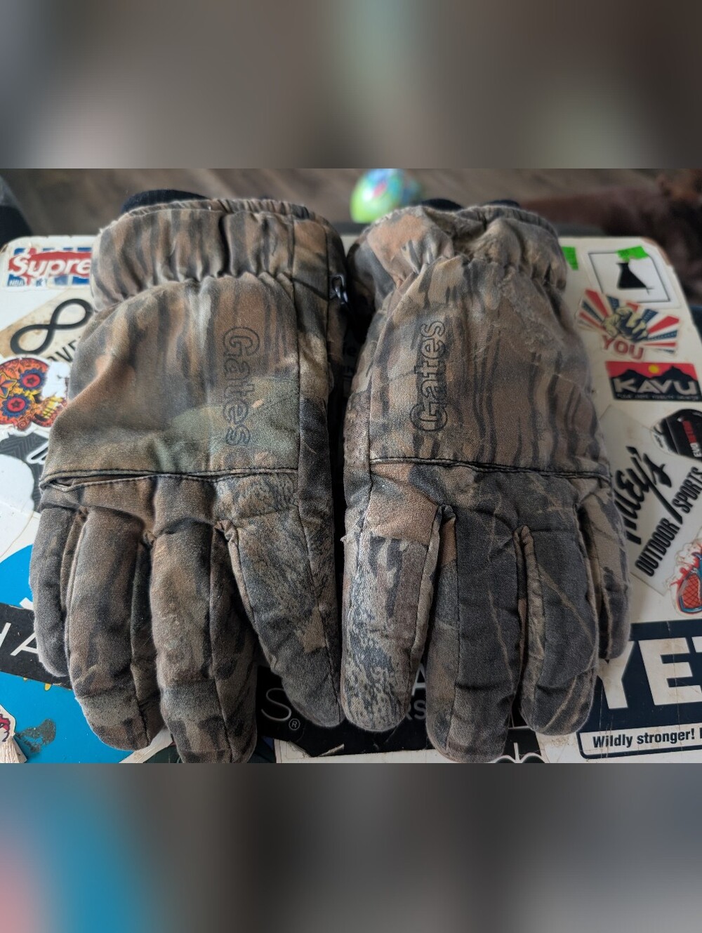 Vtg. Gates Hunting Gloves